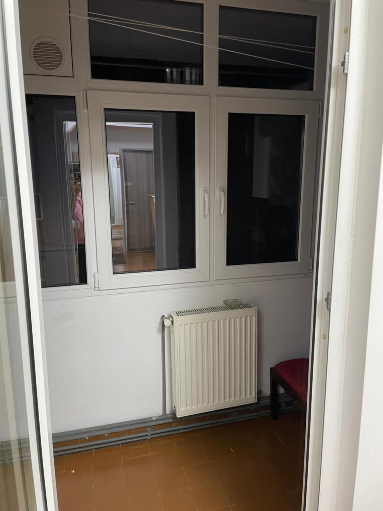 Apartament Petroşani Екстериор снимка